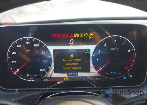 2022 Mercedes-Benz C 300 Sedan z USA, uszkodzony, nr VIN W1KAF4GB2NR009972